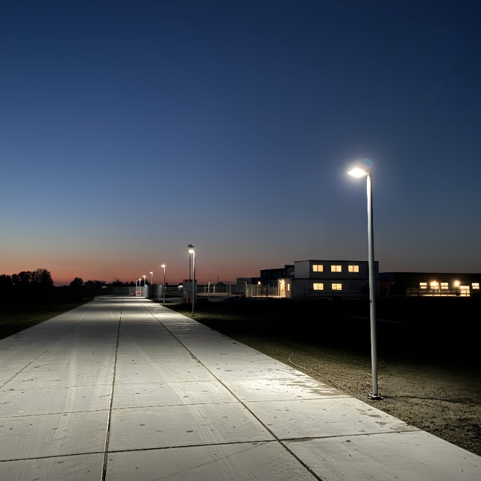 Aluminium lichtmast 4 meter met standaard LED Floodlight